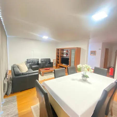 Casa *